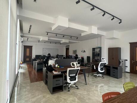 Объявление №6163513 - Баку, Насиминский  р., 3-комн., 260 м²