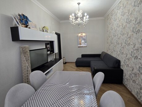Объявление №6163546 - Баку, Хатаинский р., 2-комн., 70 м², 14/17 этаж
