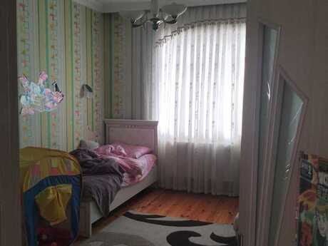 6 otaqlı həyət evi, 300 m², M.Ə.Rəsulzadə: 300 000 ₼ 5