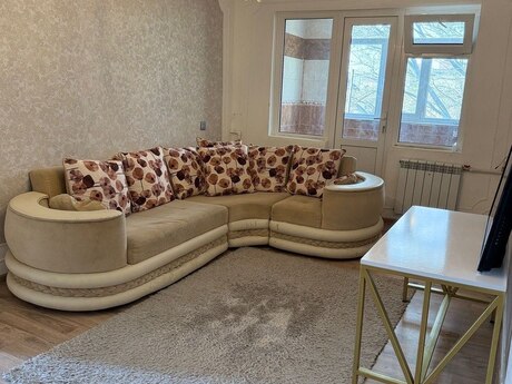 Elan №6163903 - Bakı, Neftçilər m., 2 otaqlı, 45 m², 5/5 mərtəbə
