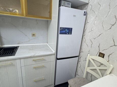 Kirayə 2 otaqlı mənzil, 90 m², 28 May: 1 200 ₼/ay 4