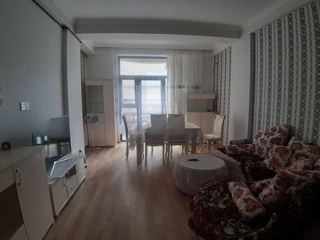 Объявление №6164291 - Баку, м. Ичеришехер, 2-комн., 100 м², 4/15 этаж