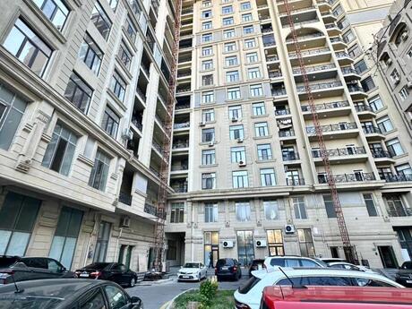 Объявление №6164331 - Баку, м. Гянджлик, 2-комн., 80 м², 4/12 этаж