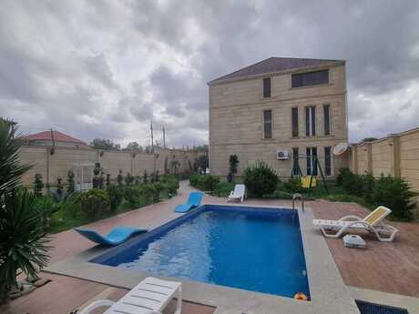 6 otaqlı həyət evi/bağ evi - Novxanı q. - 600 m²
