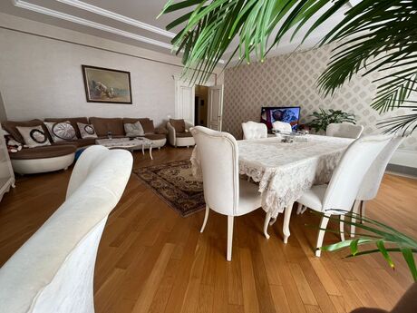 3-room apartment, 170 m², Nizami: 650 000 ₼ 3