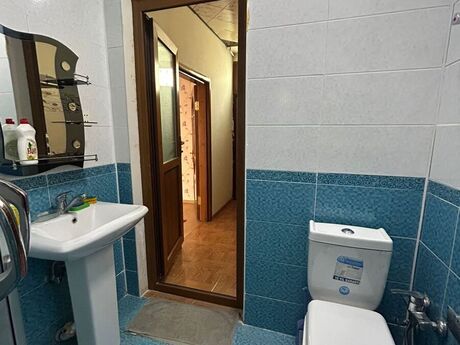 2-room apartment for rent, 42 m², Nizami: 600 ₼/mo 4