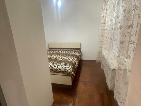 3 otaqlı həyət evi/bağ evi - Zığ q. - 80 m²