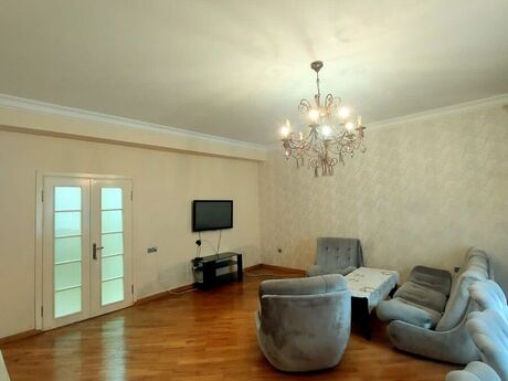 Kirayə 3 otaqlı mənzil, 105 m², Şah İsmayıl Xətai: 1 100 ₼/ay 4