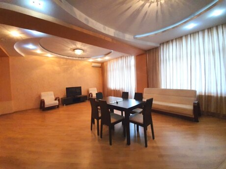 Elan №6165011 - Bakı, Gənclik m., 2 otaqlı, 100 m², 10/17 mərtəbə