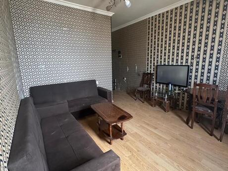 Elan №6165151 - Bakı, İnşaatçılar m., 2 otaqlı, 70 m², 17/17 mərtəbə