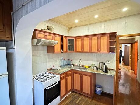 3 otaqlı ofis - Nəriman Nərimanov m. - 90 m²