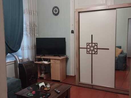 Elan №6165273 - Bakı, Nizami m., 3 otaqlı, 65 m², 2/2 mərtəbə