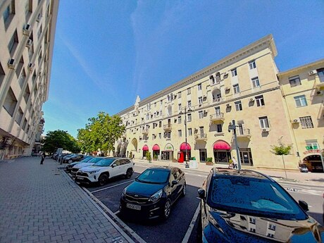 Elan №6165331 - Bakı, 28 May m., 3 otaqlı, 60 m², 1/1 mərtəbə