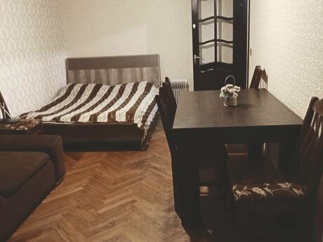 Elan №6165325 - Bakı, Qara Qarayev m., 1 otaqlı, 35 m², 5/5 mərtəbə