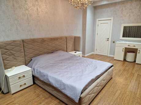 Elan №6165456 - Bakı, Nəsimi r., 4 otaqlı, 180 m², 4/18 mərtəbə