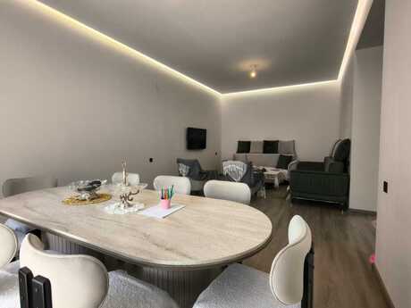 4 otaqlı həyət evi, 200 m², Badamdar: 310 000 ₼ 5