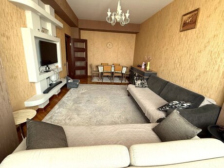 Elan №6165765 - Bakı, Şah İsmayıl Xətai m., 3 otaqlı, 94 m², 16/16 mərtəbə