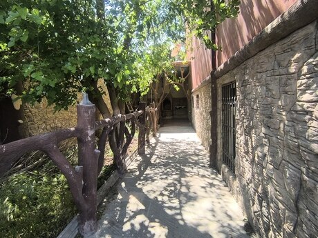 8 otaqlı həyət evi, 400 m², Novxanı: 450 000 ₼ 3