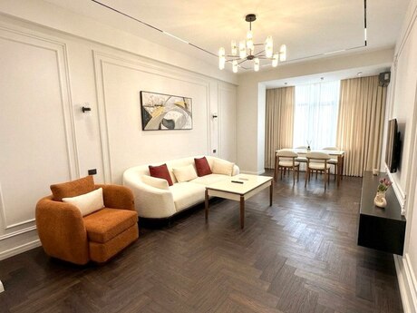 Elan №6166127 - Bakı, Elmlər Akademiyası m., 2 otaqlı, 70 m², 3/17 mərtəbə