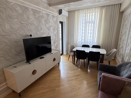 Elan №6166168 - Bakı, Gənclik m., 2 otaqlı, 90 m², 9/17 mərtəbə