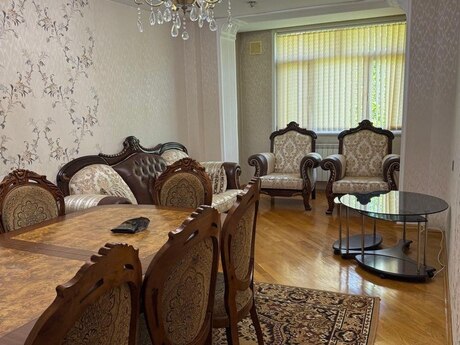 Объявление №6166216 - Баку, м. Ази Асланов, 4-комн., 100 м², 2/5 этаж