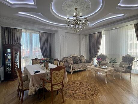 Объявление №6166313 - Баку, м. Гянджлик, 3-комн., 142 м², 14/17 этаж