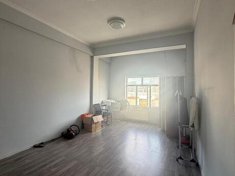 Elan №6166440 - Bakı, Şah İsmayıl Xətai m., 3 otaqlı, 90 m², 13/13 mərtəbə