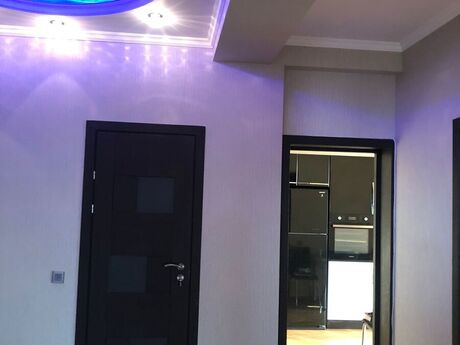 3 otaqlı yeni tikili - Elmlər Akademiyası m. - 130 m²