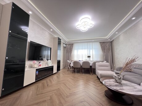 4 otaqlı mənzil, 180 m², Neftçilər: 425 000 ₼ 5
