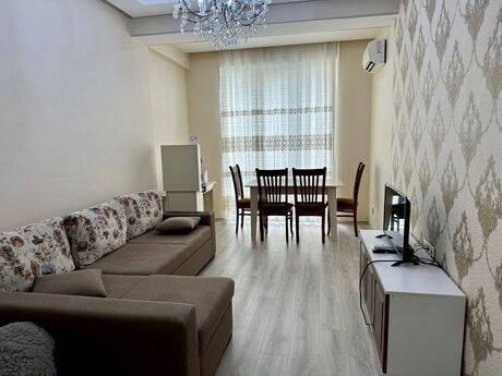 Elan №6167011 - Bakı, 28 May m., 2 otaqlı, 70 m², 5/14 mərtəbə