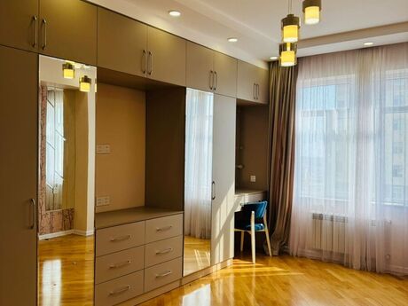 3 otaqlı mənzil, 97 m², Memar Əcəmi: 245 000 ₼ 2