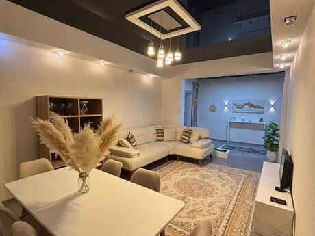 Elan №6167243 - Bakı, Şah İsmayıl Xətai m., 3 otaqlı, 98 m², 3/16 mərtəbə