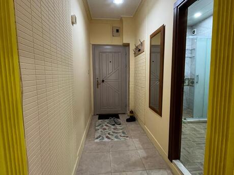 2 otaqlı köhnə tikili - Gənclik m. - 55 m²