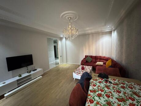 Elan №6167378 - Bakı, Şah İsmayıl Xətai m., 2 otaqlı, 70 m², 5/16 mərtəbə