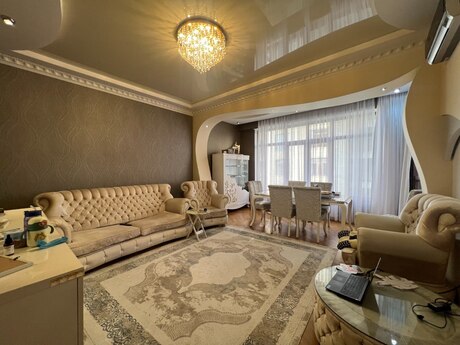 3 otaqlı yeni tikili - 28 May m. - 135 m²