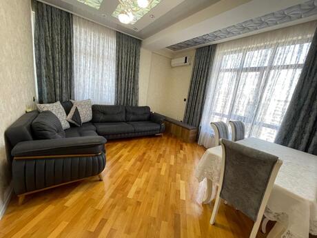 Kirayə 3 otaqlı mənzil, 121 m², İnşaatçılar: 1 400 ₼/ay 2