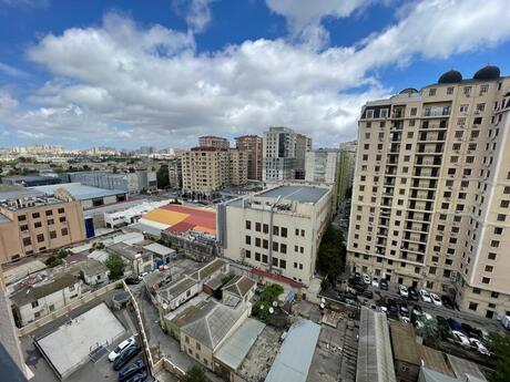 3 otaqlı mənzil, 150 m², Nəsimi: 450 000 ₼ 2