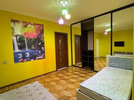 Elan №6167723 - Bakı, Gənclik m., 2 otaqlı, 55 m², 1/9 mərtəbə
