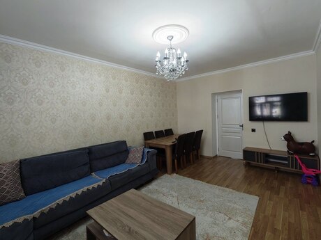 4 otaqlı mənzil, 100 m², Bakıxanov: 250 000 ₼ 2