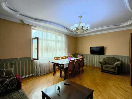 3 otaqlı mənzil, 120 m², Badamdar: 360 000 ₼ 2