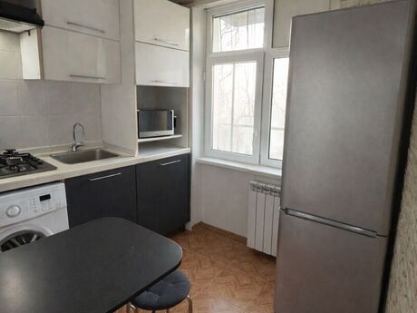 Elan №6168070 - Bakı, İnşaatçılar m., 3 otaqlı, 80 m², 2/5 mərtəbə