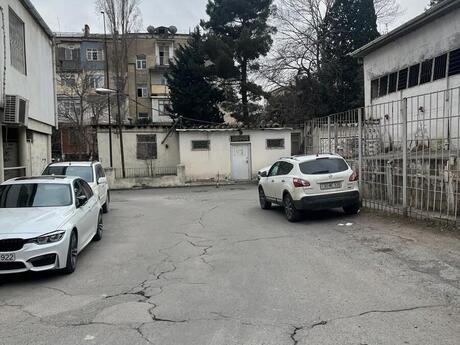 Qaraj - Elmlər Akademiyası m. - 21 m²