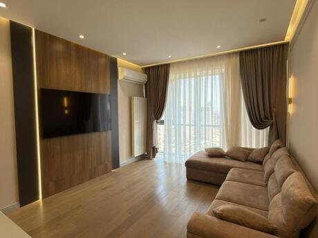 Elan №6168274 - Bakı, Bakmil m., 3 otaqlı, 100 m², 14/27 mərtəbə