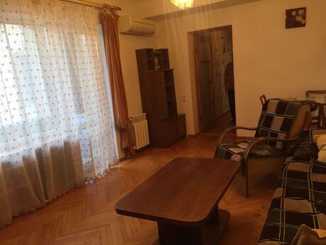 Объявление №6168319 - Баку, м. Ичеришехер, 2-комн., 55 м², 3/5 этаж