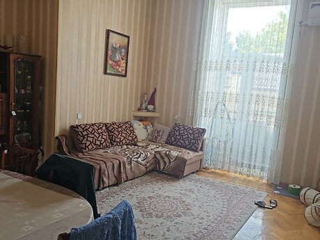 Объявление №6168419 - Баку, м. Сахил, 3-комн., 120 м², 2/3 этаж