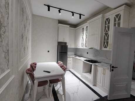 Elan №6168624 - Bakı, 28 May m., 3 otaqlı, 100 m², 15/16 mərtəbə