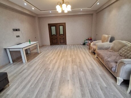 Kirayə 3 otaqlı mənzil, 135 m², Neftçilər: 750 ₼/ay 2