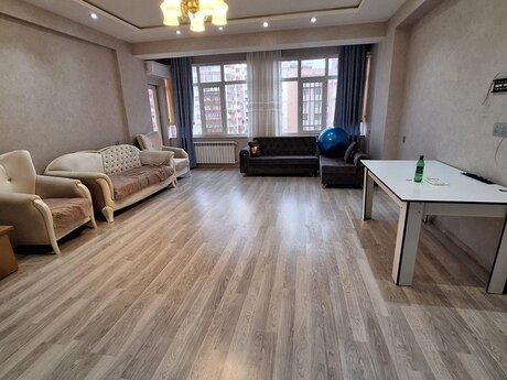 Kirayə 3 otaqlı mənzil, 135 m², Neftçilər: 750 ₼/ay 3