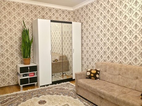 Elan №6168667 - Bakı, Memar Əcəmi m., 2 otaqlı, 30 m², 4/5 mərtəbə