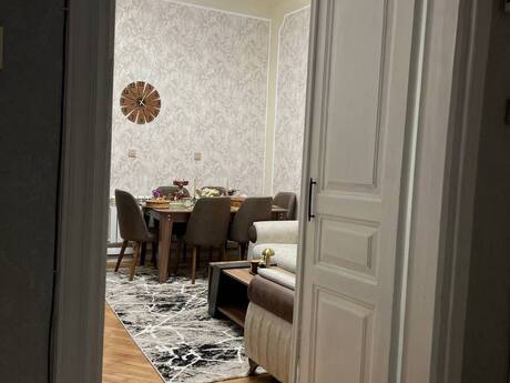 Объявление №6168735 - Баку, пос. Бакиханова, 2-комн., 48 м², 2/2 этаж